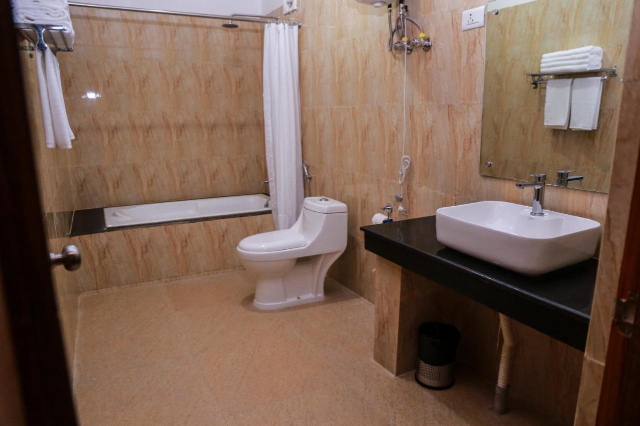 Hotel Phuentsholing Ngoại thất bức ảnh