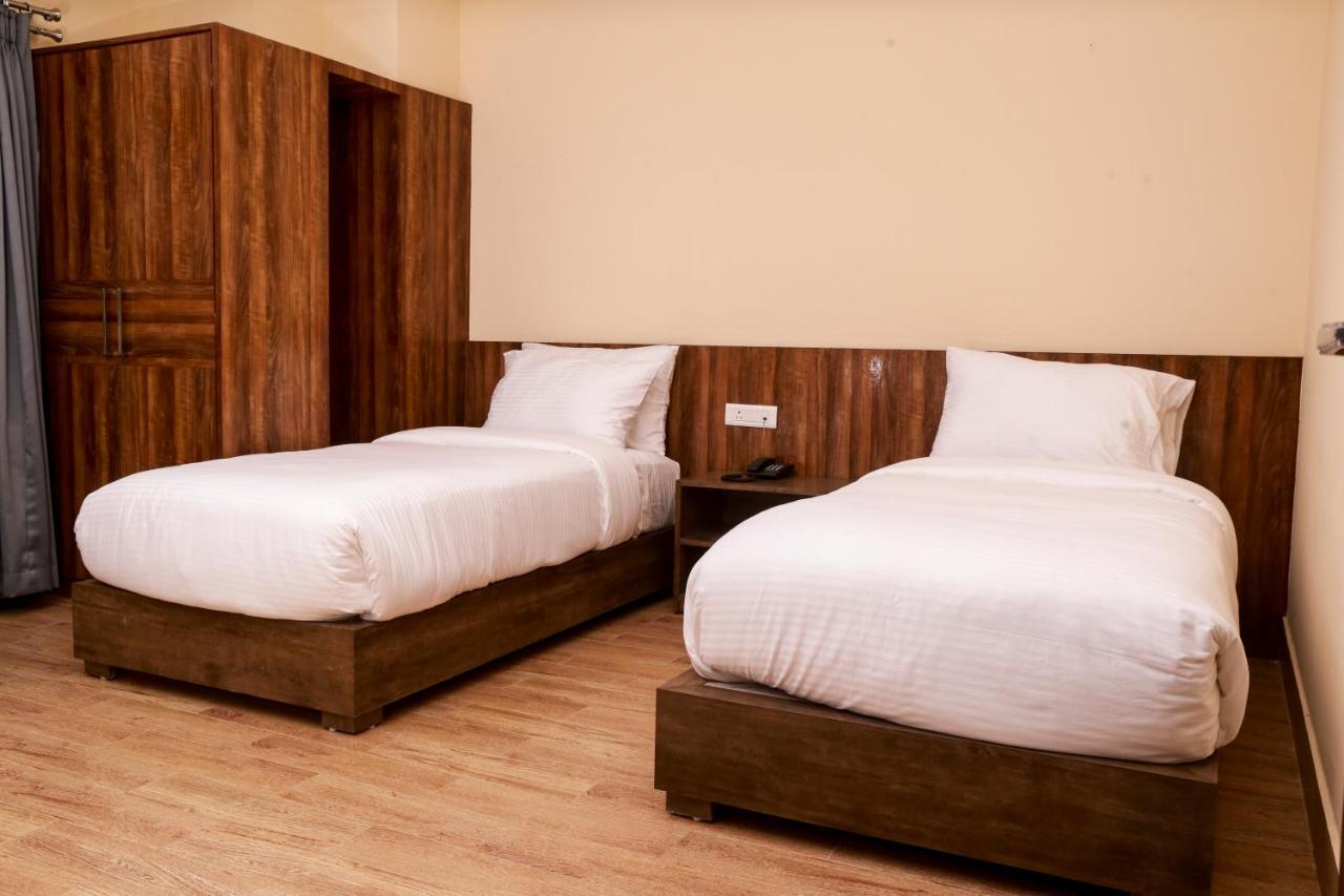 Hotel Phuentsholing Ngoại thất bức ảnh